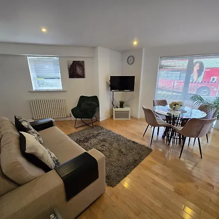 Superior Canary Wharf O2 Arena 2Br Apartment